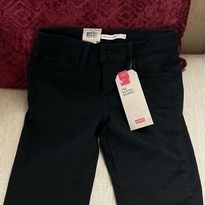 Levi's black skinny jeans